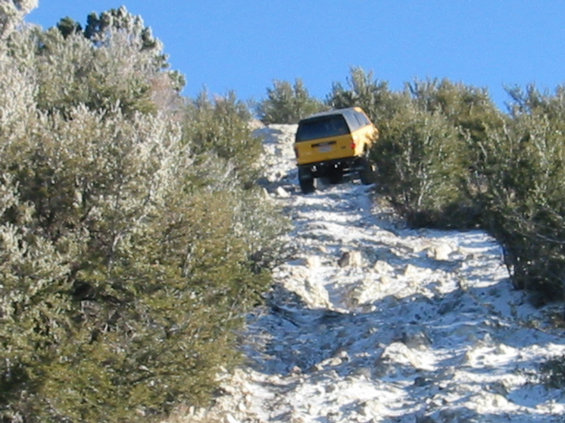 105-0573_img.jpg 
