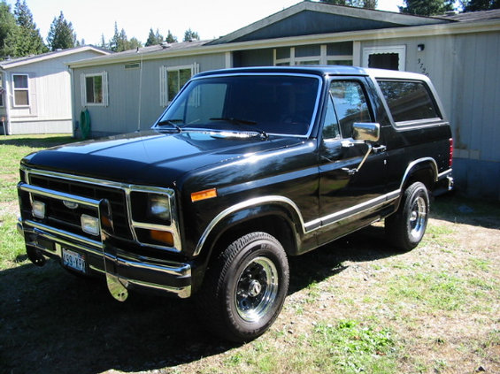 83bronco-front.jpg 