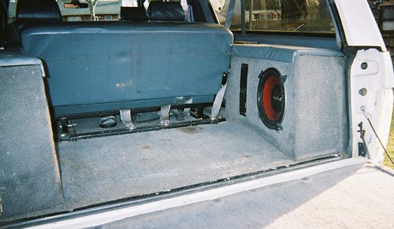 0020549-r1-037-17.jpg 