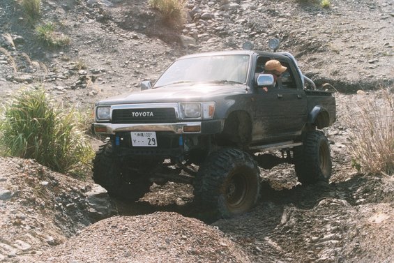 030_35a.jpg 