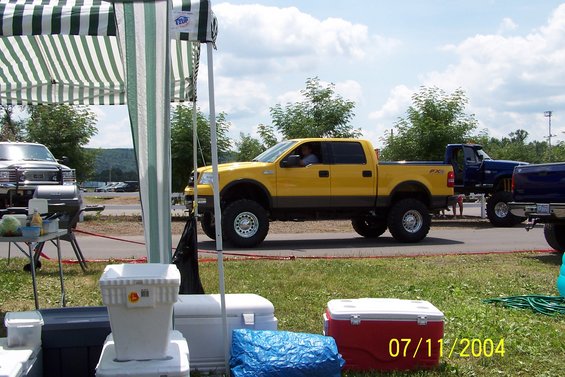 bloomsburg-2004-125.jpg 