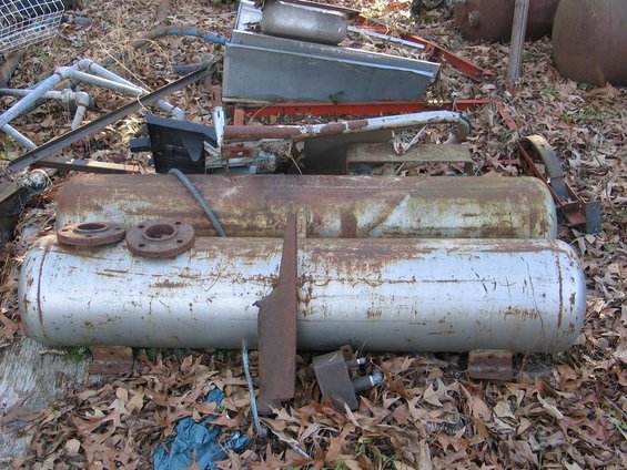 tank-2-1.jpg 