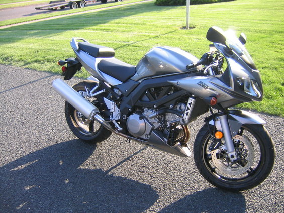 sv1000s-008.jpg 