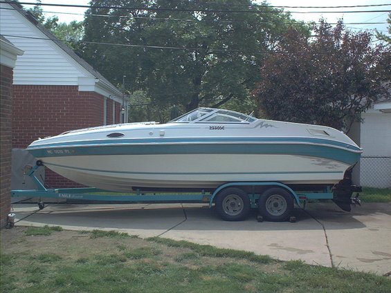 boat.jpg 