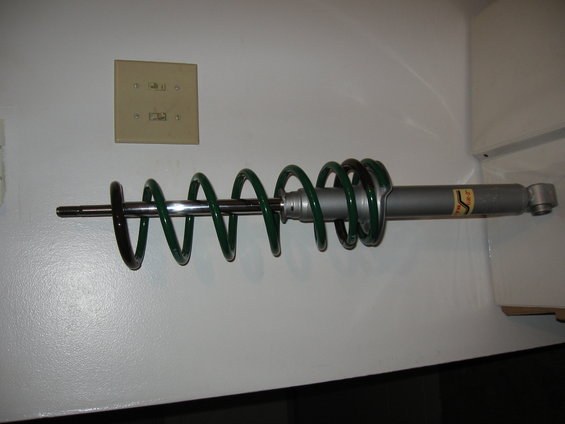 img_0054.jpg Rear KYB and TEIN Spring 