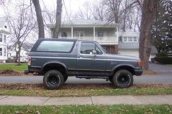 100_1592.jpg tires /   \
