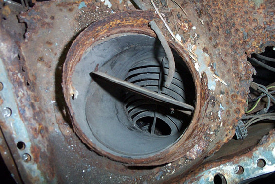 http://www.supermotors.net/getfile/489824/fullsize/rusty-cowl-bottom-1.jpg