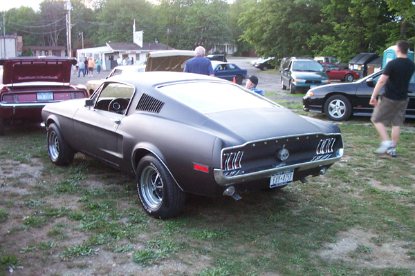 http://www.supermotors.net/getfile/551676/original/dcp_0170.jpg