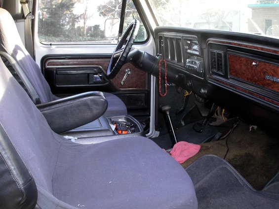 bronco-interior-1.jpg