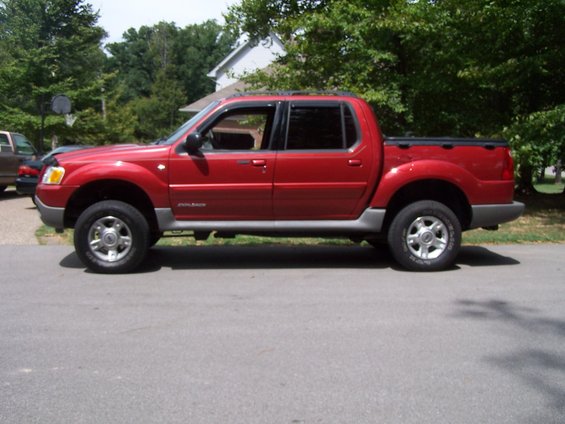 2002 Ford Explorer Sport Track. Ford Explorer Sport Trac 4x4.