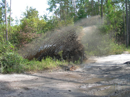 dscn0159.jpg Blasting through some mud holes.
