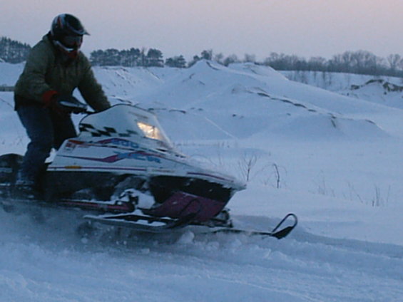 sled-pics-018.jpg another 100 yard ski lift