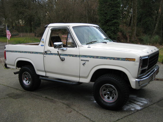 bronco-topless-side.jpg 