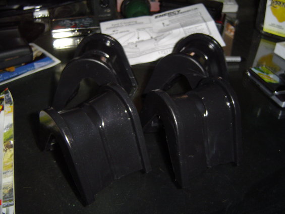 dsc04946.jpg 7 Degree bushings. Should be much better than the 4's that are in there now.