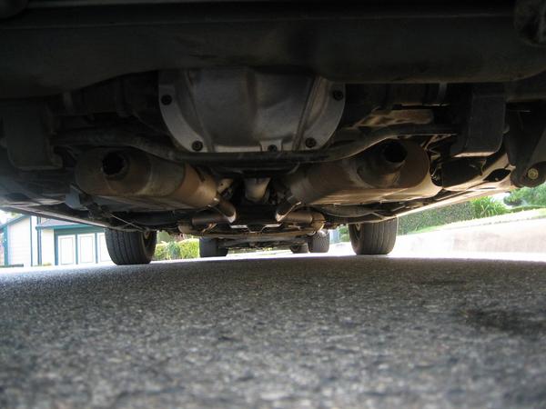 crown-vicness.jpg exhaust/diff cover
