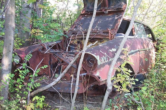 http://www.supermotors.net/getfile/693610/fullsize/vintage-car-junkyard-57-chevy.jpg