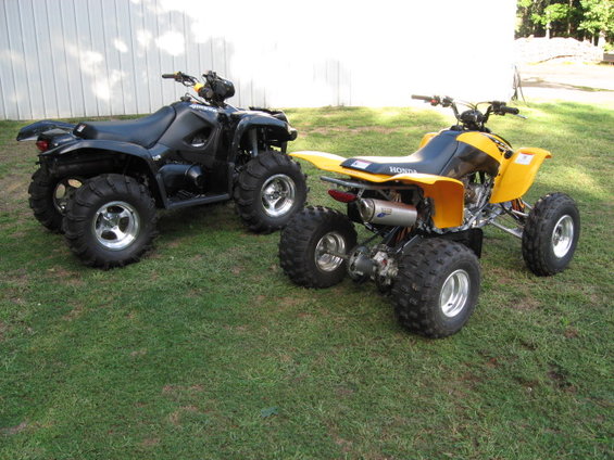 pictures of 400ex. Just sold the 400ex.