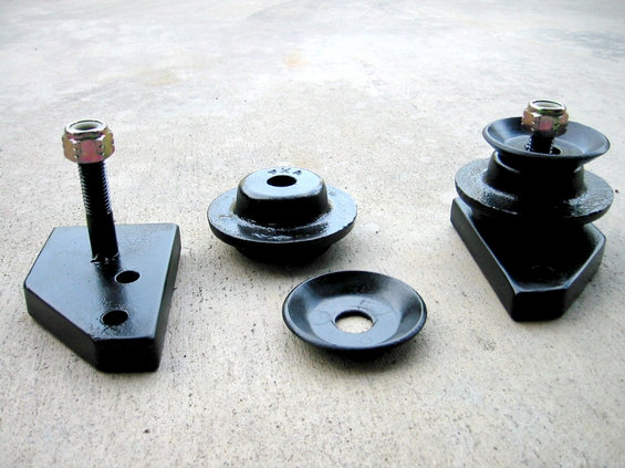 910-1019_img.jpg lower coil mounts to re-use TB coils