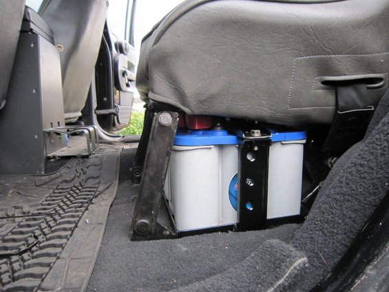 Can you fit a baby seat in a jeep wrangler #5