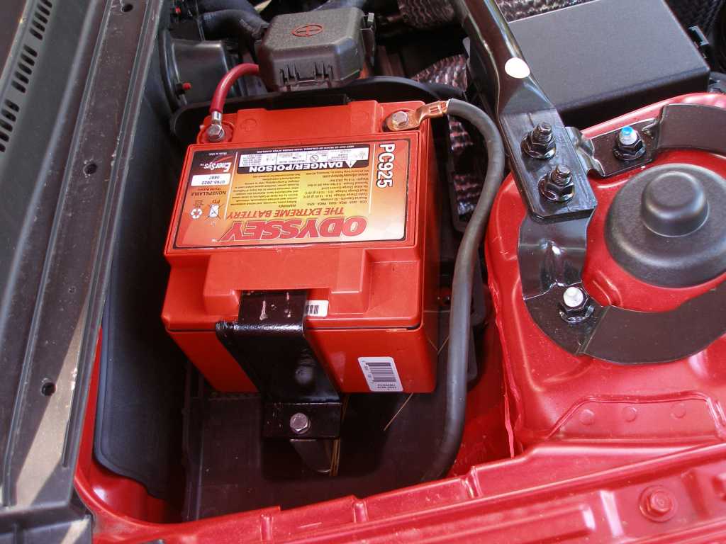 battery-from-fender-side.jpg