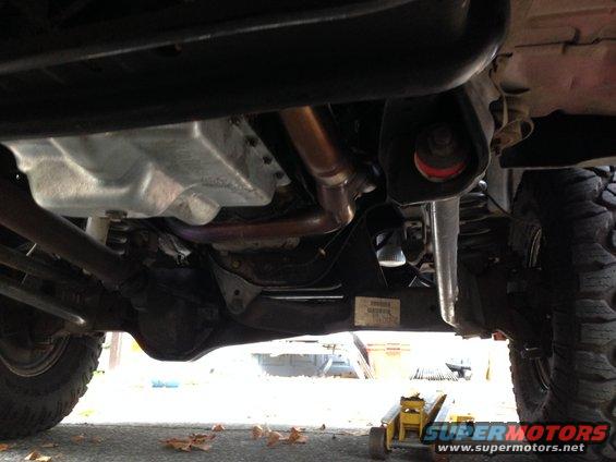 img_13281.jpg Bassani Y-Pipe and Cat combo mated to Summit Racing Shorty headers.