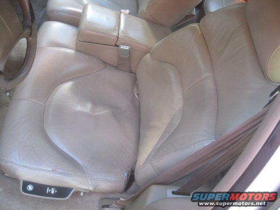 interior-seats-(1).jpg 