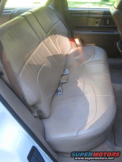 interior-seats-(3).jpg 