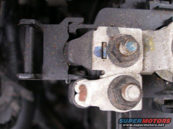 accent-pos-battery-post.jpg 