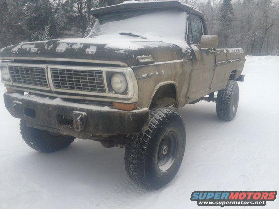 1970 Ford F-250, 3q-front view in snow