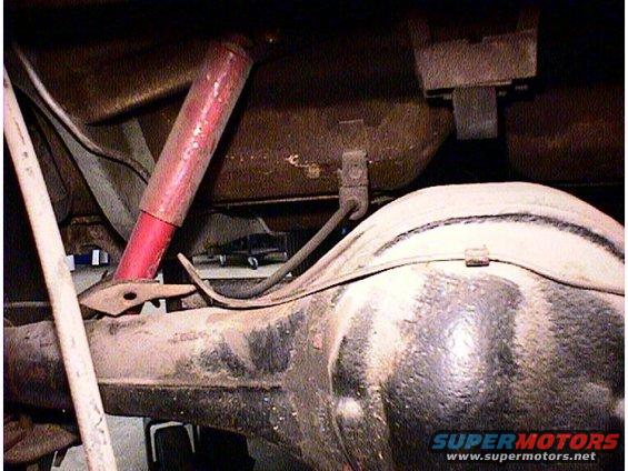 Rear axle and red shock absorber