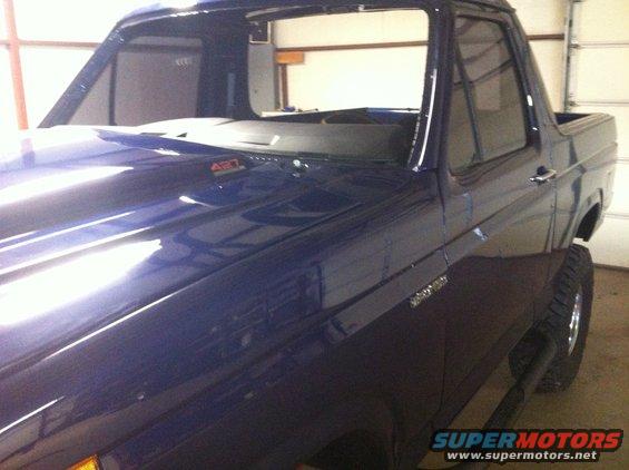 1982 Ford Bronco with aftermarket hood scoop and "427" badge