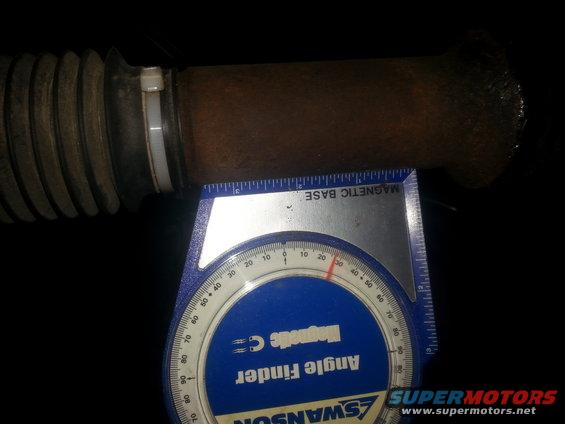 Angle finder tool measuring the angle of a driveshaft component
