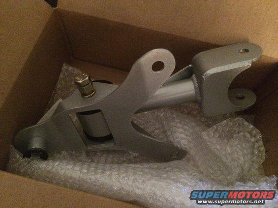 Metal suspension component with bubble wrap and cardboard box