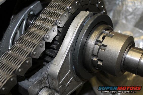 Transfer case chain and gears with a splined shaft