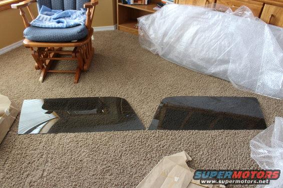 img_0334.jpg 1965 Mustang - tinted door window glass