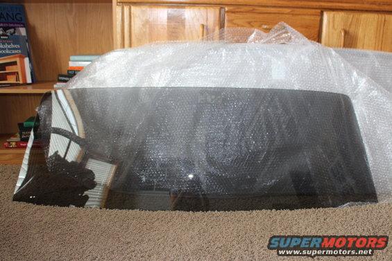 img_0337.jpg 1965 Mustang - tinted rear glass