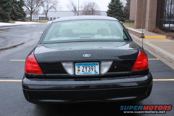 Black 2005 Ford Crown Victoria rear view