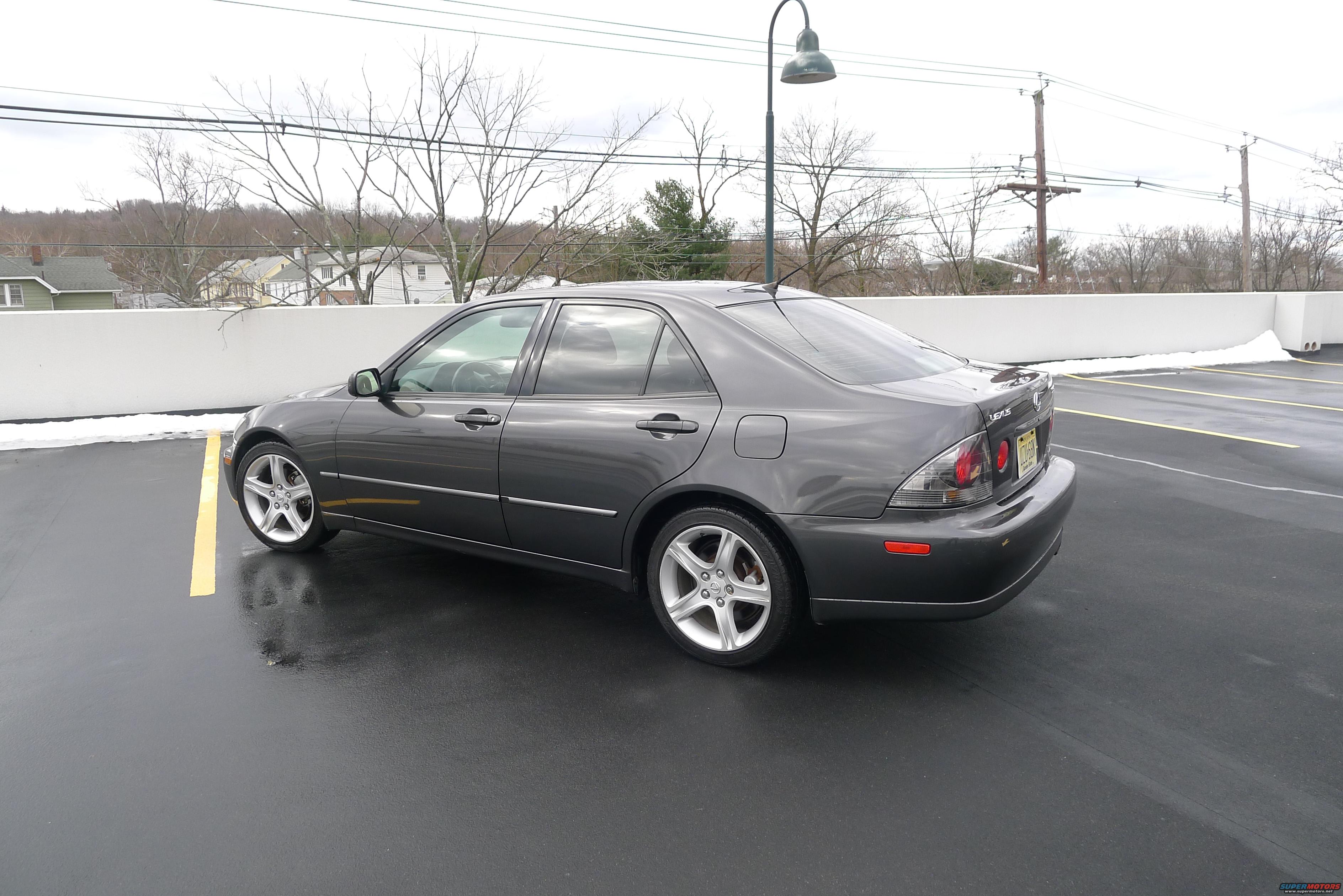 Lexus IS300