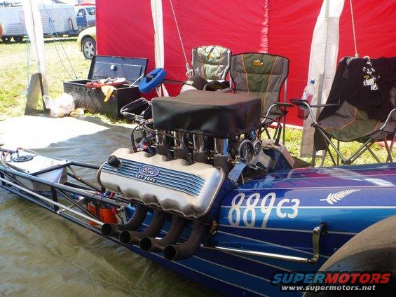 dragster with Ford V8 engine, blue body with white stripes and numbers 889c3