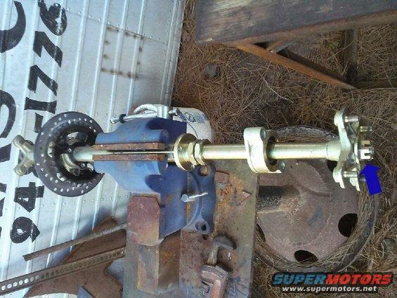 img_20140219_201627.jpg when it comes out it looks like this, take off this nut 