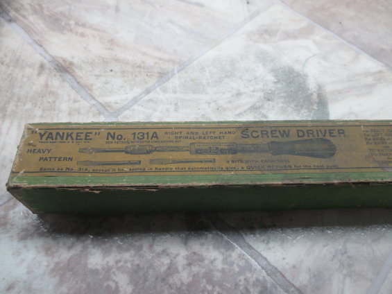Box for Yankee No. 131A spiral ratchet screwdriver, showing diagram and text