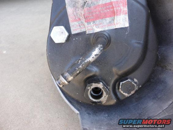 dsc00861.jpg 460cid Saginaw Pump/Bracket clean 3 (new M10-1.5x20 bolt)