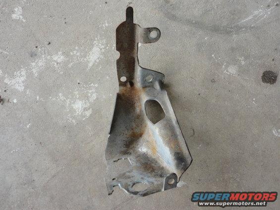 300cid EFI Throttle Cable Bracket clean 1 (pre-94?)