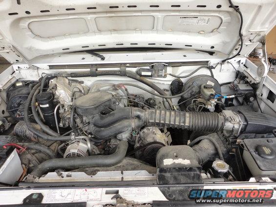 1995 MAF 5.0L Underhood pic