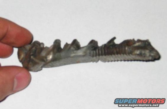 101_0130.jpg Close up of bolt.