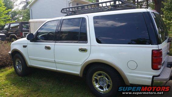 1998 Ford Expedition side view with roof rack