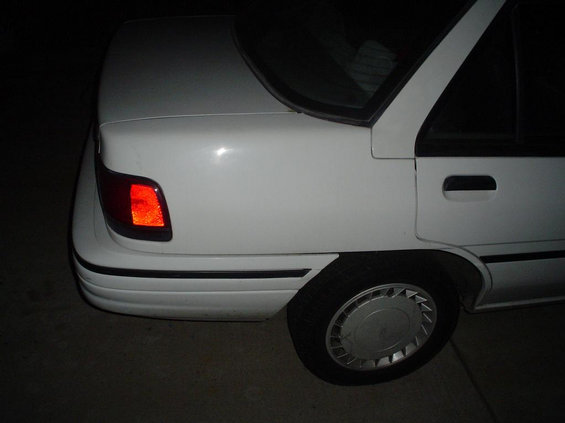 escort_quarterpanel.jpg Back part at night.