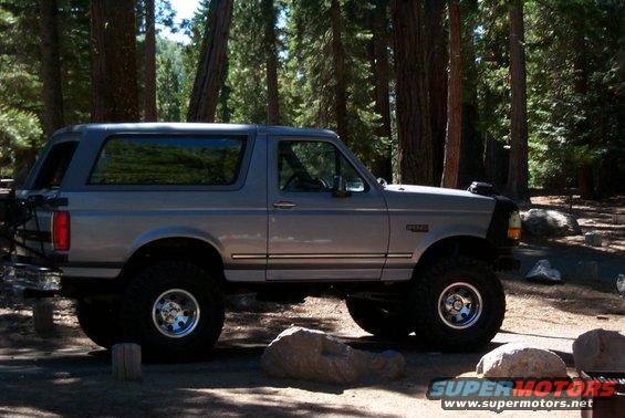 1996-ford-bronco.jpg 