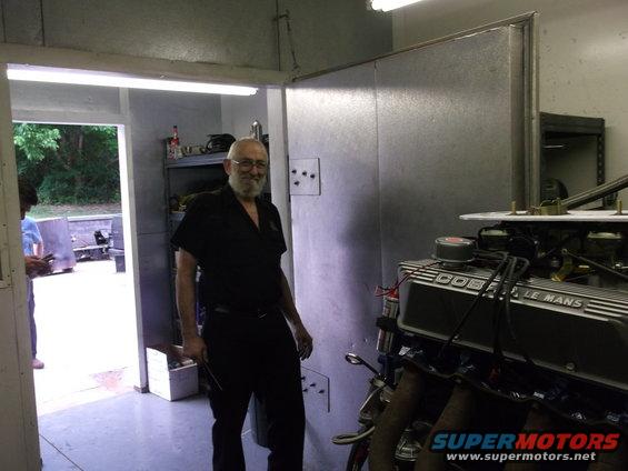 dscf10901.jpg This is Dennis, owner of Precision Machine Service. He's getting ready to make a few power runs.