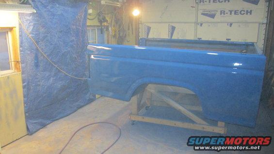 img_0661.jpg Bed with a fresh paint job